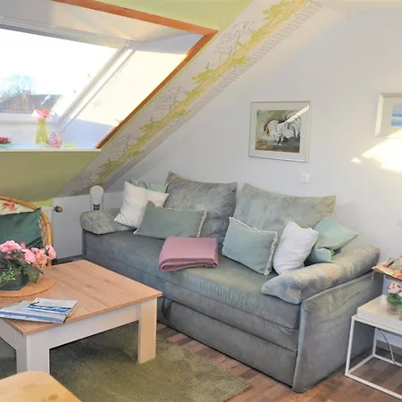 Daire Gaestehaus Zur Seemoewe, 1 