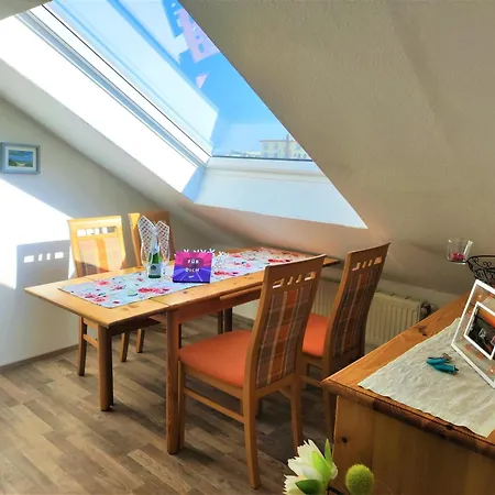 Daire Gaestehaus Zur Seemoewe, 1 